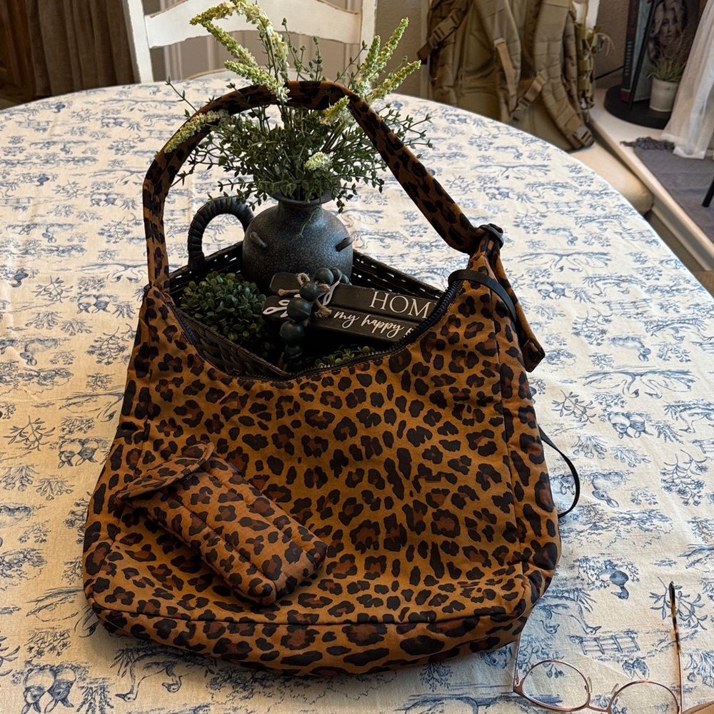 Baggu Leopard Print Shoulder Bag with Matching Sunglasses Pouch - Brown